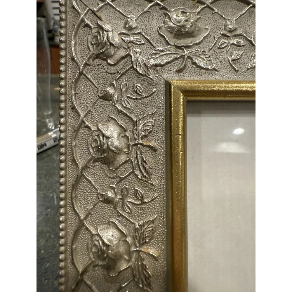 Rare Find Vintage Furio‎ Home Picture Frame / Silver Tone Embossed Roses / 1998